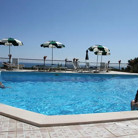 アパートホテル Villaggio Passo Dell'arciprete ヴィエステ