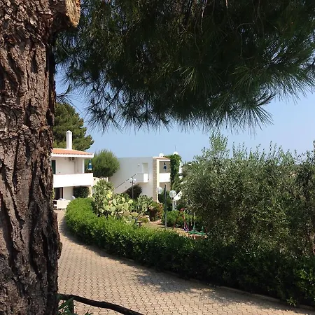 Aparthotel Villaggio Passo Dell'arciprete 3*