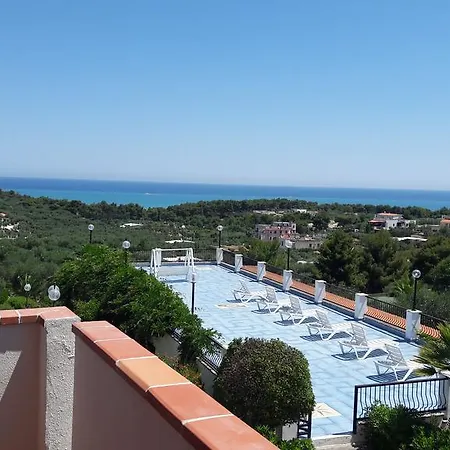 Апарт-отель Villaggio Passo Dell'arciprete Вьесте