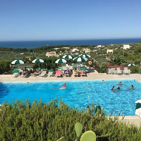 Villaggio Passo Dell'arciprete 4* Вьесте