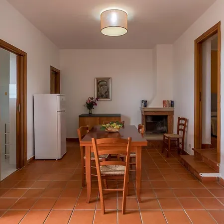 Villaggio Passo Dell'arciprete מלון דירות 4*